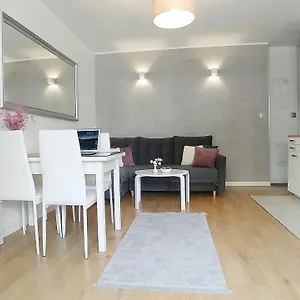  Apartament Old Town Mirror - Garage Polska