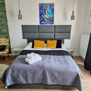  Apartament Jana Kazimierza Wola Polska